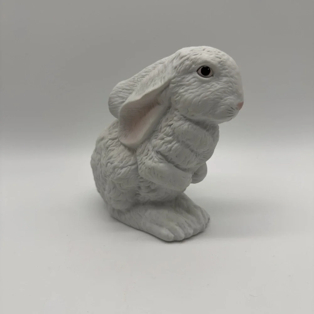 Dept 56‎ Bisque Bunny Figurine Vintage White Textured Rabbit Easter Decor 5.5
